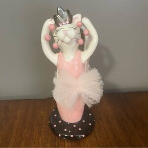 Lacombe/Willitts Ballerina Cat
Figurine. Very good condition. 2005